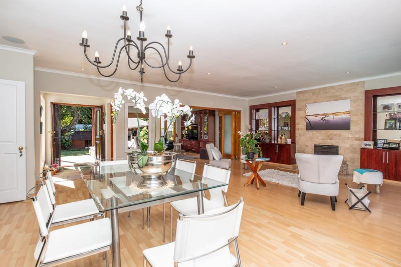 3 Bedroom Property for Sale in Constantia Western Cape